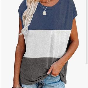 Never worn, size medium, relax fit